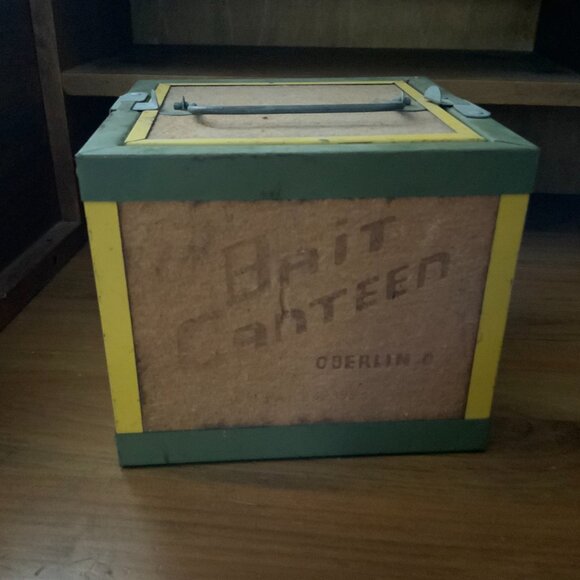 VINTAGE OBERLIN BAIT CANTEEN 7"X6" - Picture 3 of 9